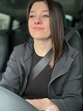 Snapshot of LadyLena1 chatting on 23, 2, 2025 LadyLena1 online show from 23, 2, 2025