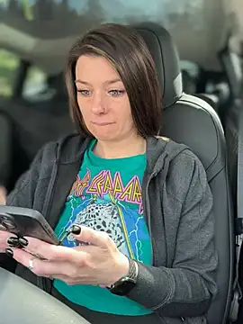 Snapshot of LadyLena1 chatting on 1, 3, 2025 LadyLena1 online show from 1, 3, 2025