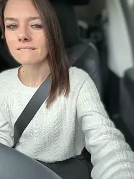 Snapshot of LadyLena1 chatting on 13, 11, 2025 LadyLena1 online show from 13, 11, 2025