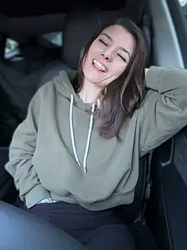 Snapshot of LadyLena1 chatting on 19, 12, 2025 LadyLena1 online show from 19, 12, 2025