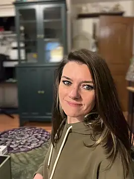 LadyLena1 online show from 15, 1, 2026