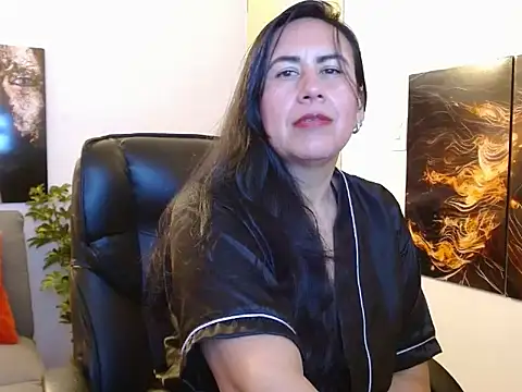 Snapshot of amalia_brunette chatting on 22, 2, 2025 amalia brunette online show from 22, 2, 2025