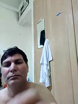 Snapshot of ZIMMY25 chatting on 18, 4, 2026 ZIMMY25 online show from 18, 4, 2026