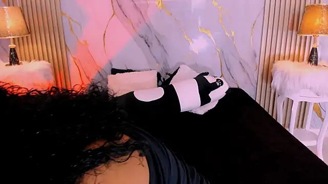 BeckyRusso online show from 25, 10, 2025