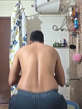 surfer fun29 online show from 17, 12, 2025