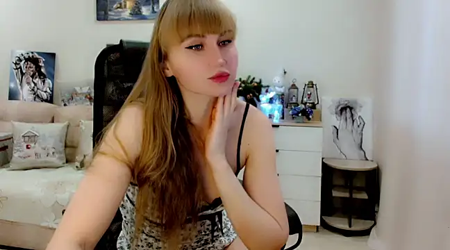 EveLove33 online show from 19, 2, 2025