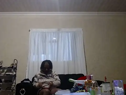 Snapshot of Sister2033 chatting on 18, 5, 2026 Sister2033 online show from 18, 5, 2026