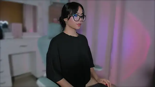 Snapshot of Olivia_xd_ chatting on 10, 1, 2025 Olivia xd online show from 10, 1, 2025