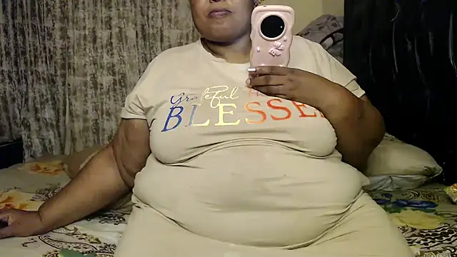 Snapshot of DELICIOUSSXX73 chatting on 13, 10, 2025 DELICIOUSSXX73 online show from 13, 10, 2025