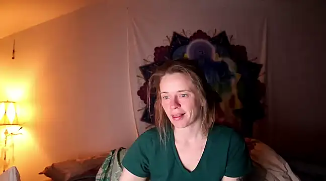 Snapshot of xxpixeyxx chatting on 2, 3, 2025 xxpixeyxx online show from 2, 3, 2025