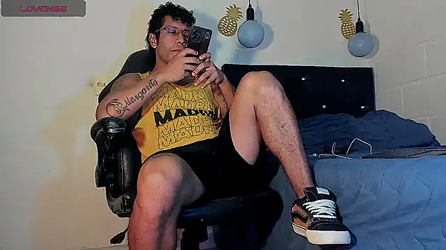 FuckHardlove online show from 10, 3, 2025