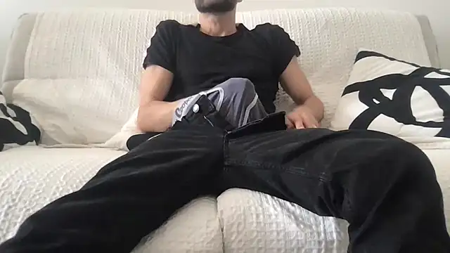 Snapshot of athenphysics chatting on 18, 12, 2025 athenphysics online show from 18, 12, 2025