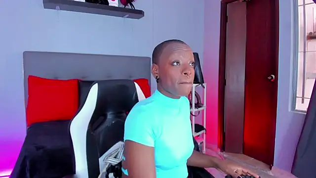 Coco Kiss online show from 15, 11, 2025