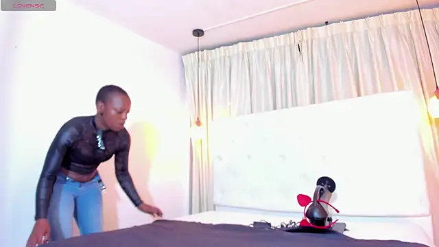 Coco Kiss online show from 21, 5, 2026