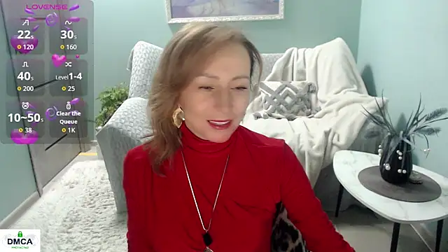 Snapshot of HornyMilf_777 chatting on 6, 11, 2025 HornyMilf 777 online show from 6, 11, 2025