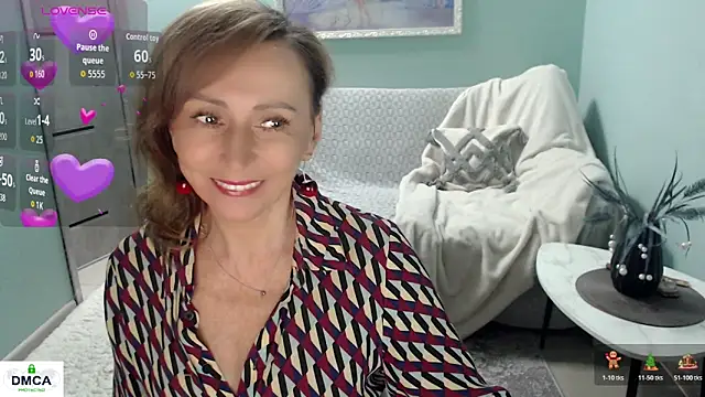 Snapshot of HornyMilf_777 chatting on 9, 11, 2025 HornyMilf 777 online show from 9, 11, 2025