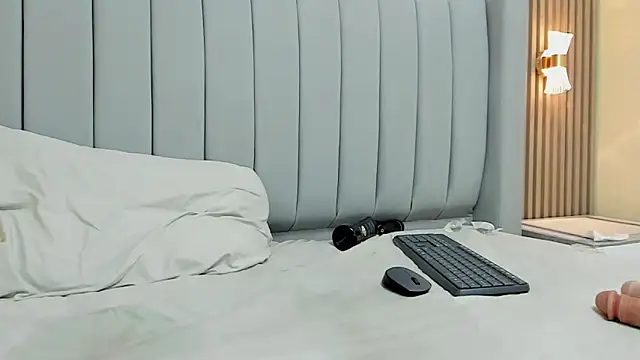 Snapshot of MILEY_JOAS2 chatting on 1, 3, 2025 MILEY JOAS2 online show from 1, 3, 2025