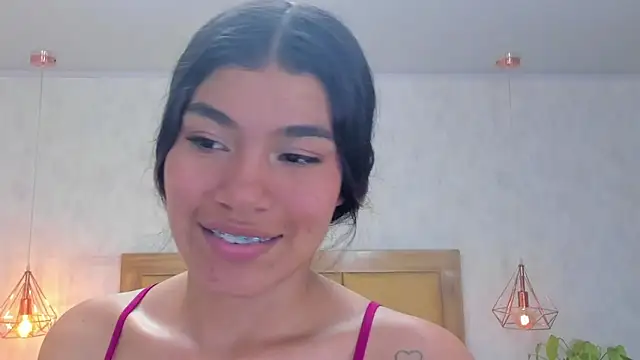 Snapshot of MILEY_JOAS2 chatting on 13, 3, 2025 MILEY JOAS2 online show from 13, 3, 2025