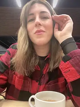 Snapshot of MommmyYummy chatting on 29, 12, 2024 MommmyYummy online show from 29, 12, 2024