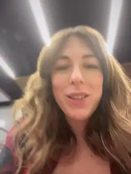 Snapshot of MommmyYummy chatting on 24, 2, 2025 MommmyYummy online show from 24, 2, 2025