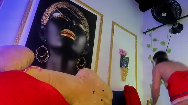 CandyQueenGold online show from 16, 3, 2025