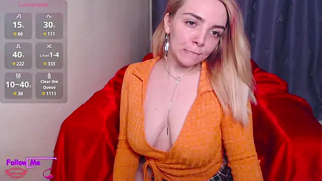 Snapshot of mia-joy chatting on 10, 2, 2025 mia-joy online show from 10, 2, 2025