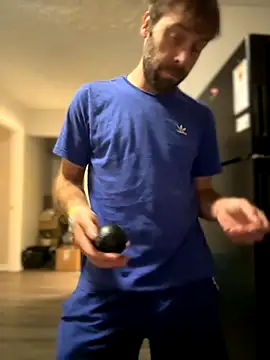 4kUsh2Fashion0 online show from 3, 10, 2025