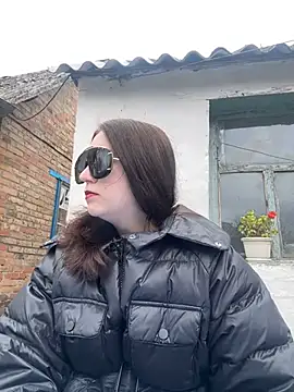 Teylor Love online show from 23, 4, 2026