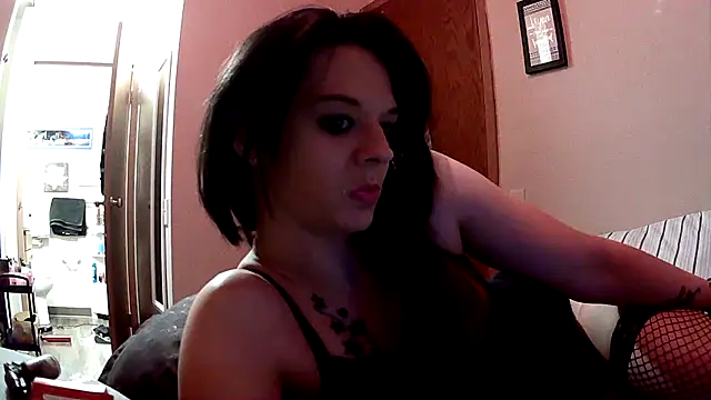 Snapshot of dangereyez0010 chatting on 8, 2, 2025 dangereyez0010 online show from 8, 2, 2025