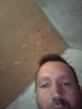 Snapshot of florin421 chatting on 18, 10, 2025 florin421 online show from 18, 10, 2025