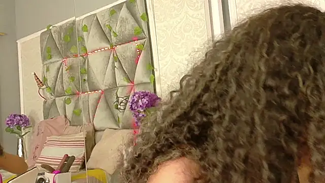 Angela lovee online show from 16, 9, 2025