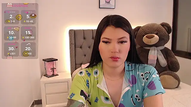 Nicols66 online show from 17, 11, 2025