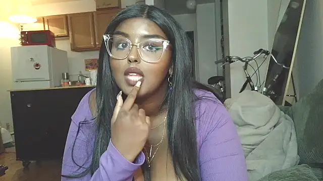Snapshot of SiminFox chatting on 13, 10, 2025 SiminFox online show from 13, 10, 2025