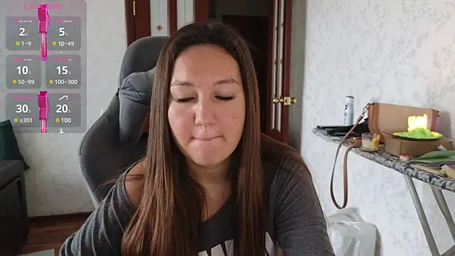 Nelly Fischer online show from 10, 12, 2024