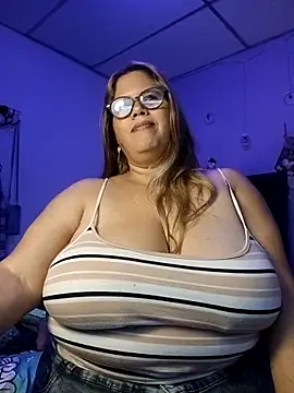 EllisW8 online show from 11, 11, 2025