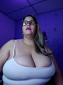 EllisW8 online show from 5, 12, 2025