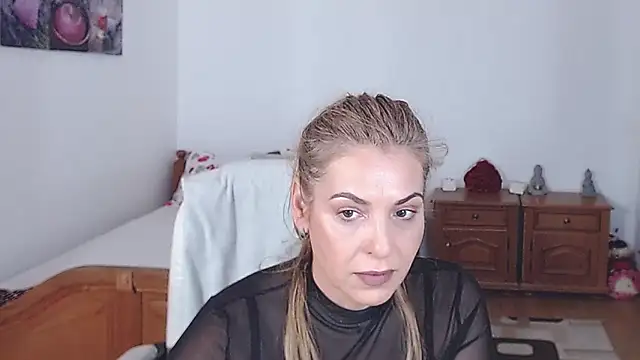 Snapshot of evamaria2024 chatting on 10, 1, 2025 evamaria2024 online show from 10, 1, 2025