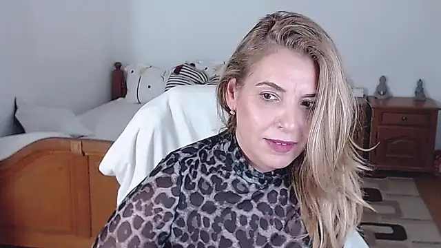 Snapshot of evamaria2024 chatting on 4, 3, 2025 evamaria2024 online show from 4, 3, 2025