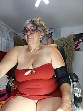 Snapshot of evelin_hott chatting on 24, 5, 2026 evelin hott online show from 24, 5, 2026