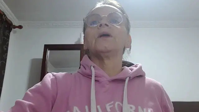 Snapshot of asleycavta chatting on 16, 9, 2025 asleycavta online show from 16, 9, 2025