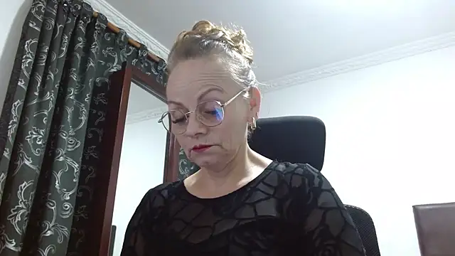 Snapshot of asleycavta chatting on 20, 11, 2025 asleycavta online show from 20, 11, 2025