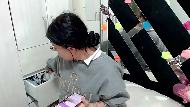 katery wok11 online show from 27, 11, 2025