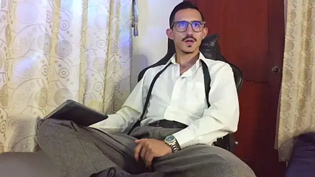 HomeAloneK online show from 8, 4, 2026