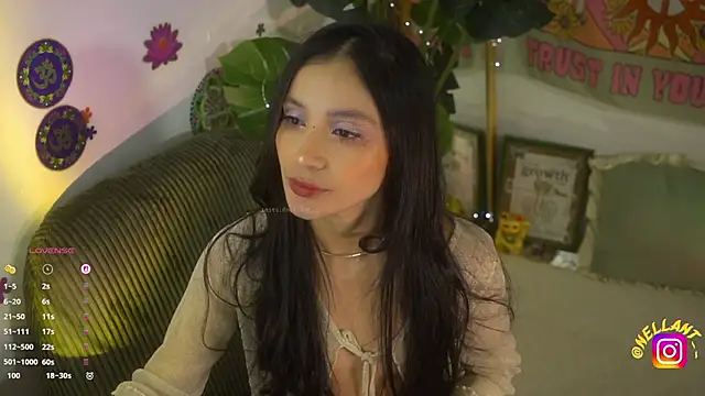 Snapshot of antonella_maitt1 chatting on 11, 9, 2025 antonella maitt1 online show from 11, 9, 2025