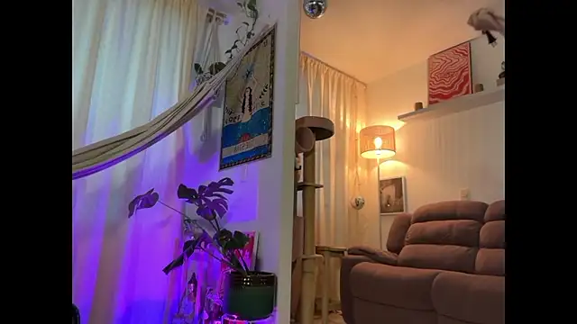 Snapshot of antonella_maitt1 chatting on 6, 6, 2026 antonella maitt1 online show from 6, 6, 2026