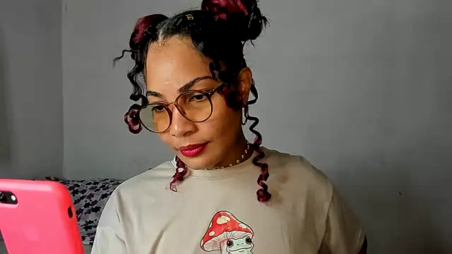 Snapshot of Jade_Dorthini chatting on 7, 3, 2025 Jade Dorthini online show from 7, 3, 2025