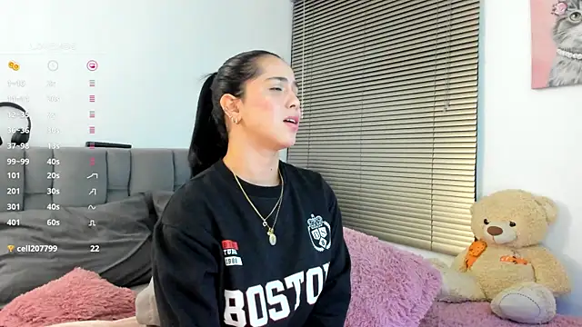 Gigi-bom online show from 12, 11, 2025