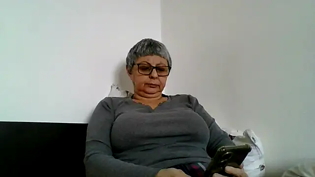 roseblak42 online show from 8, 2, 2026