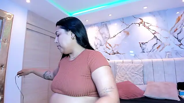 kiana cream online show from 13, 6, 2026