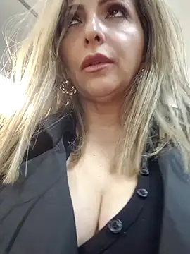  Abril-Office1 online show from 6, 2, 2025